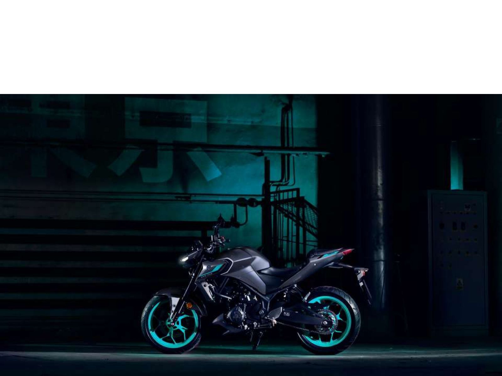 Мотоцикл YAMAHA MT-03 (Midnight Cyan) 2024